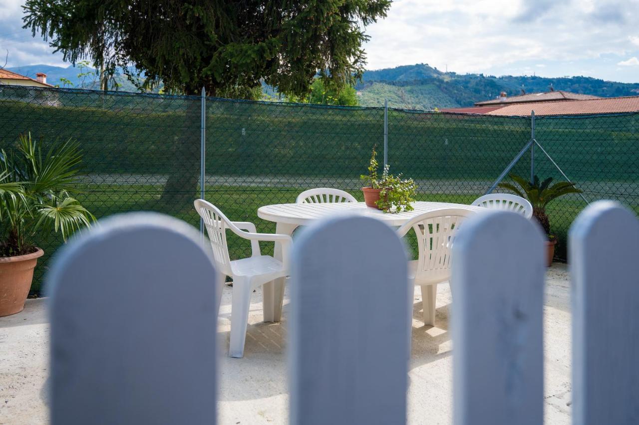 La Casetta Di Silvio Capezzano Pianore Exterior foto