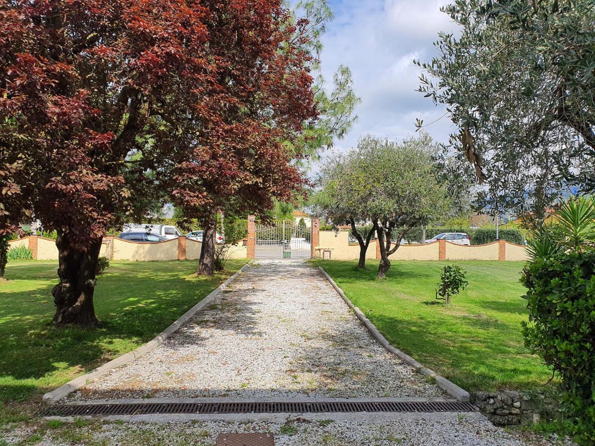 La Casetta Di Silvio Capezzano Pianore Exterior foto