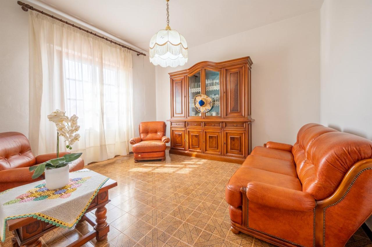 La Casetta Di Silvio Capezzano Pianore Exterior foto